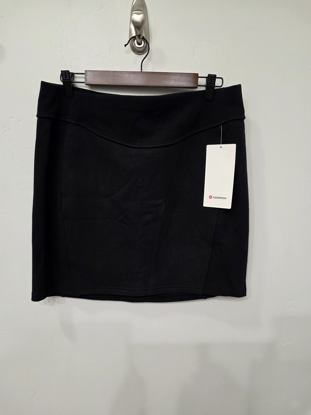 Lululemon Scuba HR Mini Skirt Size XL